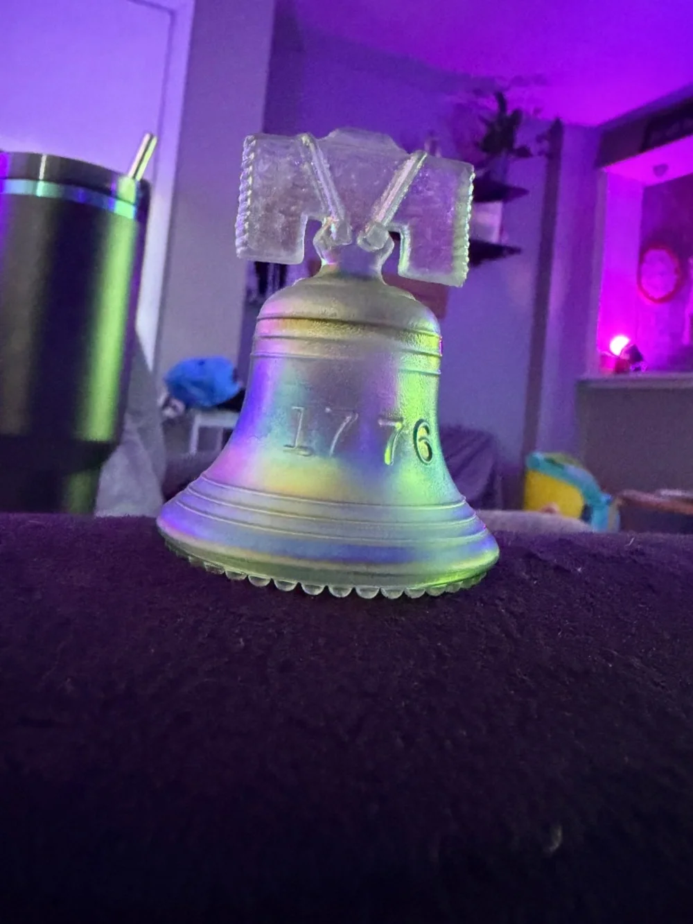 Vintage Summit Art💚 Glass Bicentennial Liberty Bell Green Iridized Carnival